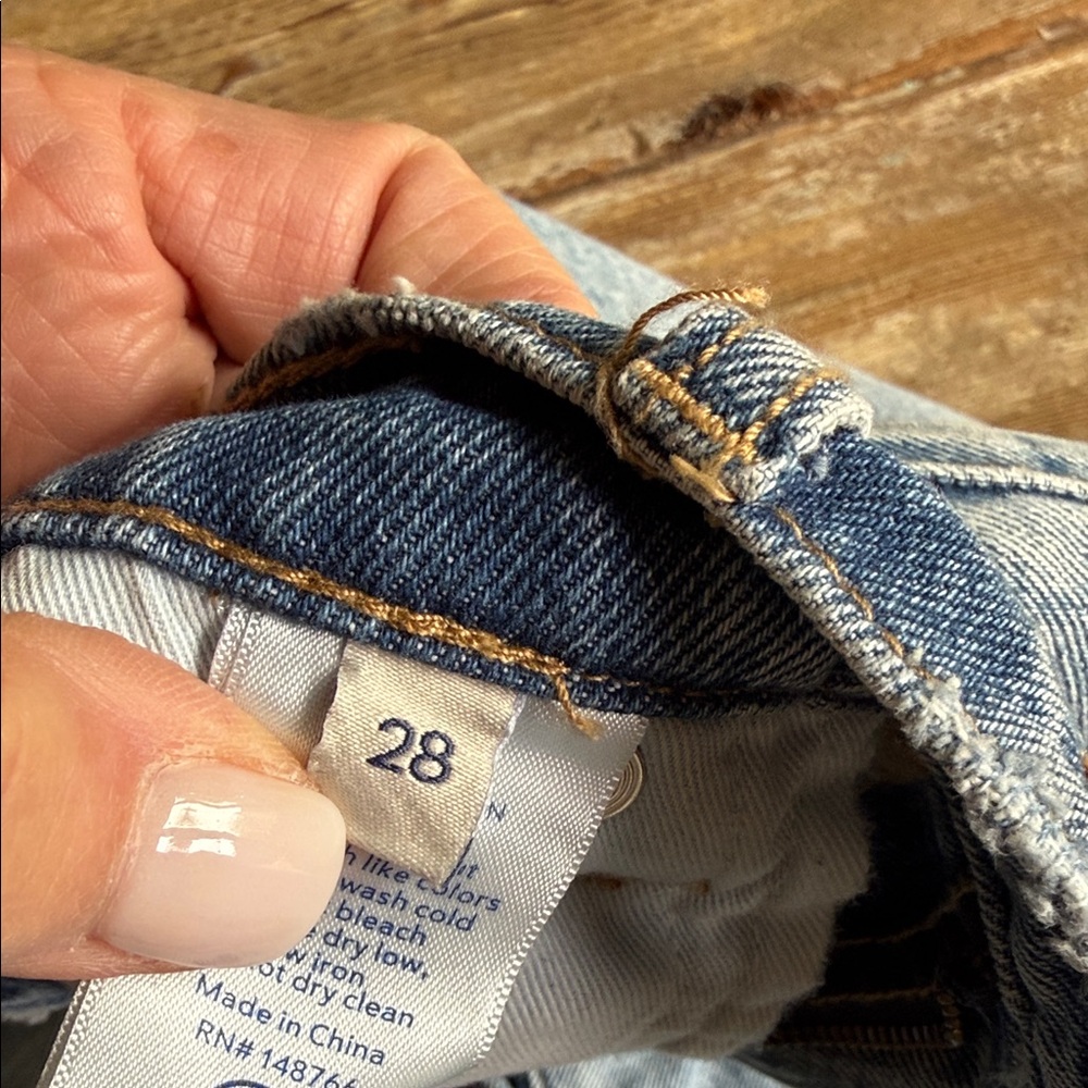 Oliver Logan Parker Mid-Rise Straight Leg Jeans - Light Blue - Picture 6 of 15
